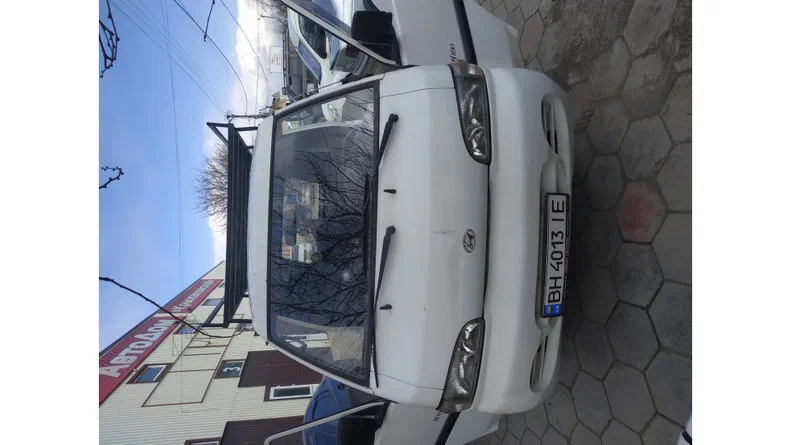 Hyundai H200 1998 - 3