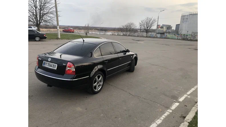 Volkswagen Passat 2003 - 8