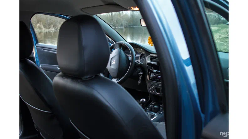 Peugeot 301 2013 - 5