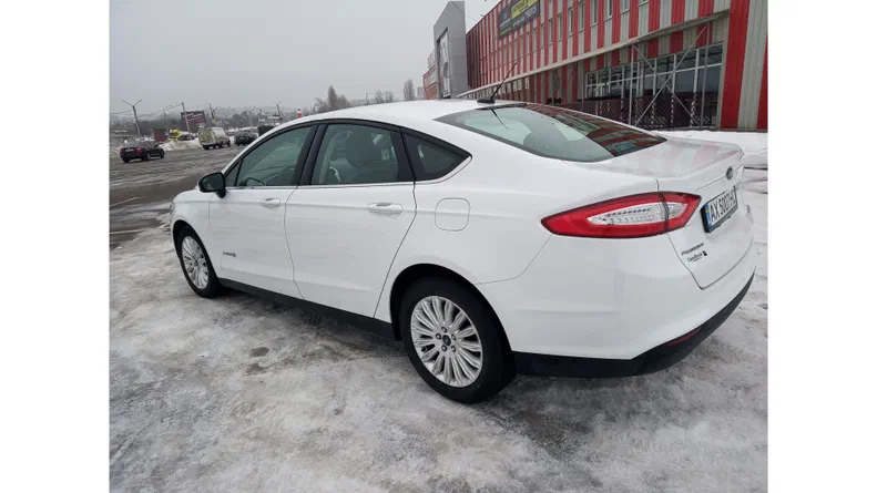 Ford Fusion 2016