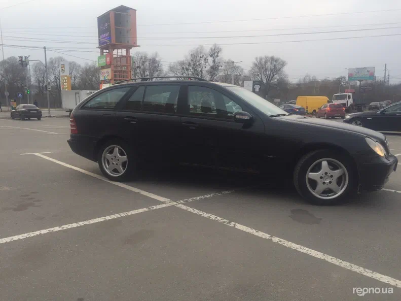 Mercedes-Benz C-Клас 2002 - 6