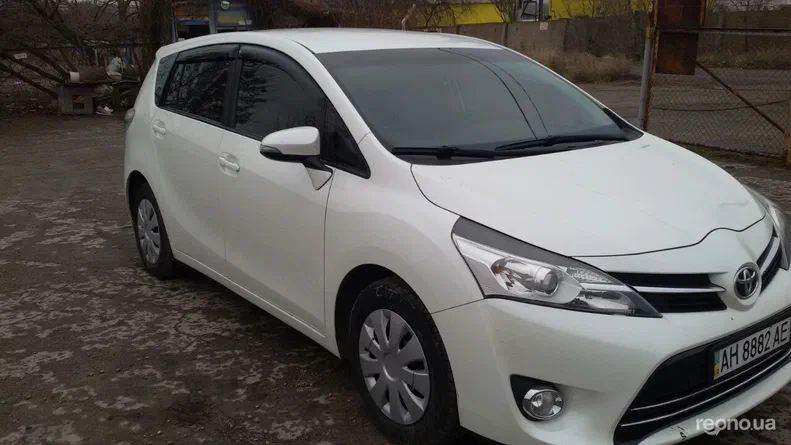Toyota Verso 2013