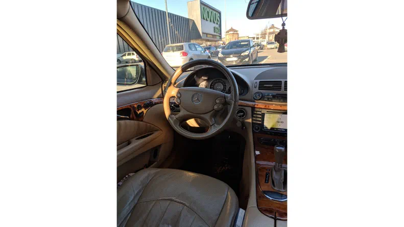 Mercedes-Benz E-Класс 2006