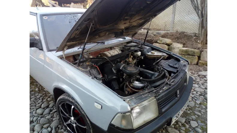 Москвич 2141 1988 - 8