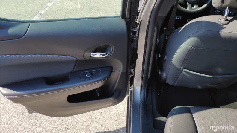 Dodge Avenger 2012 - 19