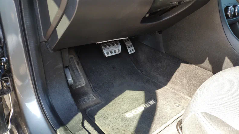 Dodge Avenger 2012 - 24