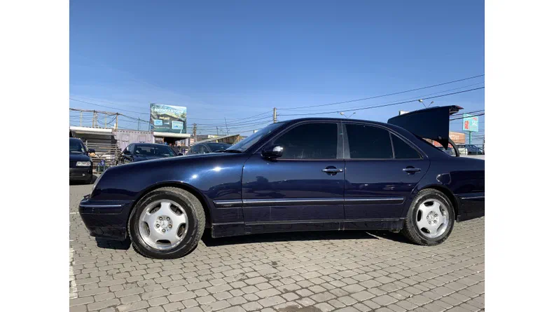 Mercedes-Benz E-Класс 2002