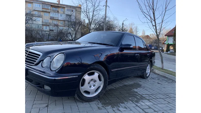 Mercedes-Benz E-Клас 2002 - 18