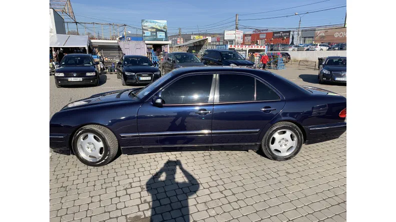 Mercedes-Benz E-Клас 2002 - 11