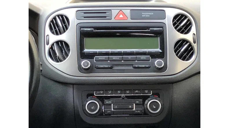 Volkswagen Tiguan 2010 - 5