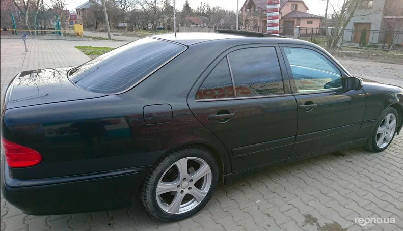 Mercedes-Benz E-Клас 1999 - 6