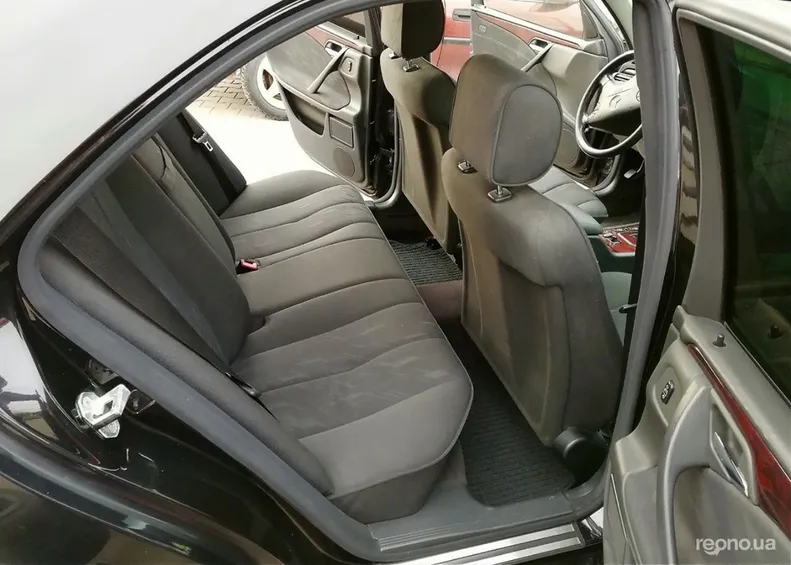 Mercedes-Benz E 220 1999