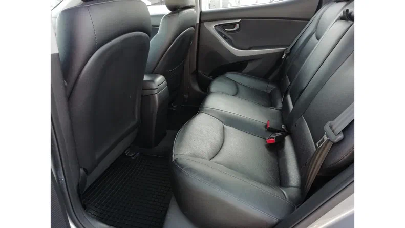 Hyundai Elantra 2012 - 9