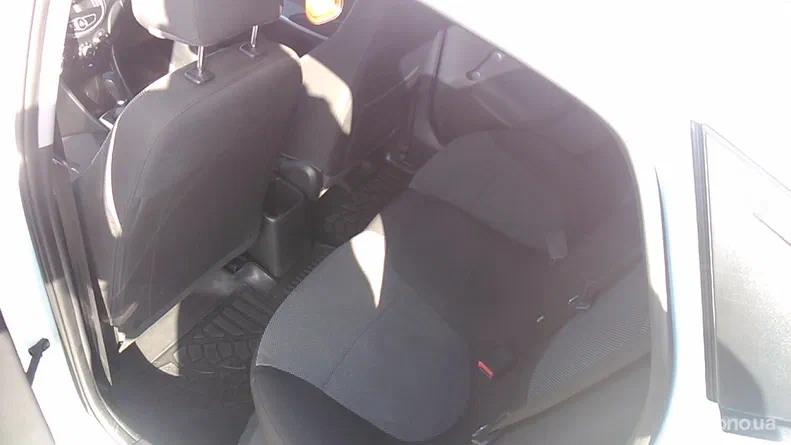 Hyundai Accent 2013 - 5