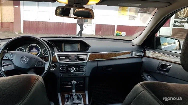 Mercedes-Benz E-Класс 2012