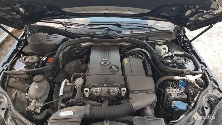 Mercedes-Benz E-Клас 2012 - 8