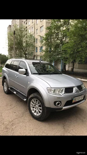 Mitsubishi Pajero Sport 2010 - 12