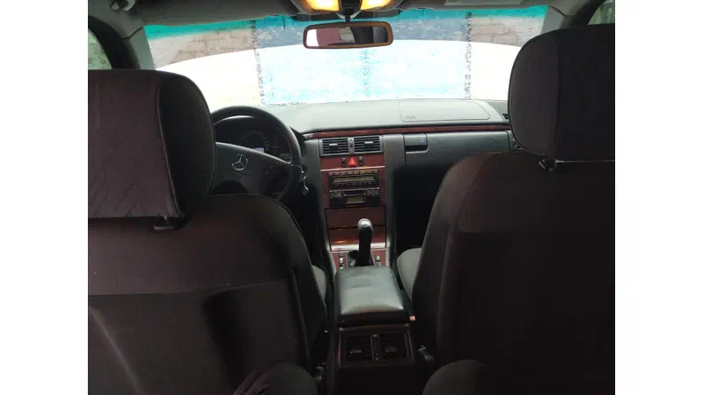 Mercedes-Benz E-Класс 2001