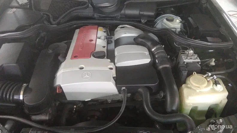 Mercedes-Benz E-Клас 2001 - 10