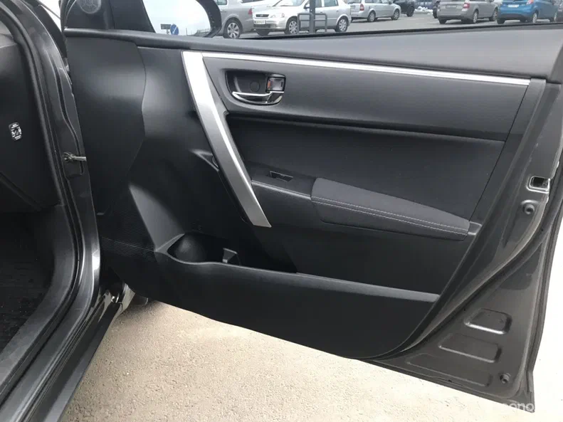 Toyota Corolla 2014 - 14