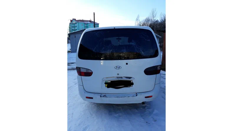 Hyundai H-1 2001 - 8