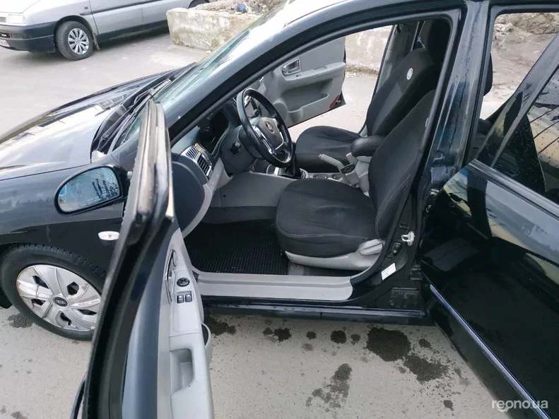 Kia Cerato 2008 - 13