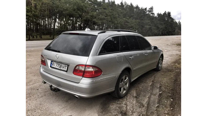 Mercedes-Benz E-Клас 2003 - 21