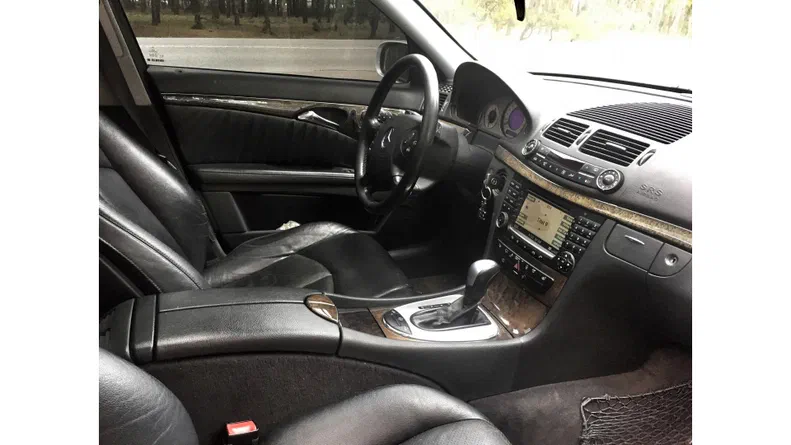 Mercedes-Benz E-Клас 2003 - 17