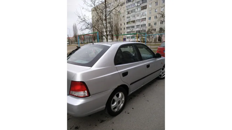 Hyundai Accent 2002