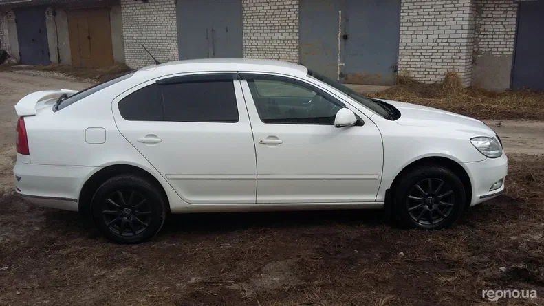 Skoda Octavia 2011 - 10