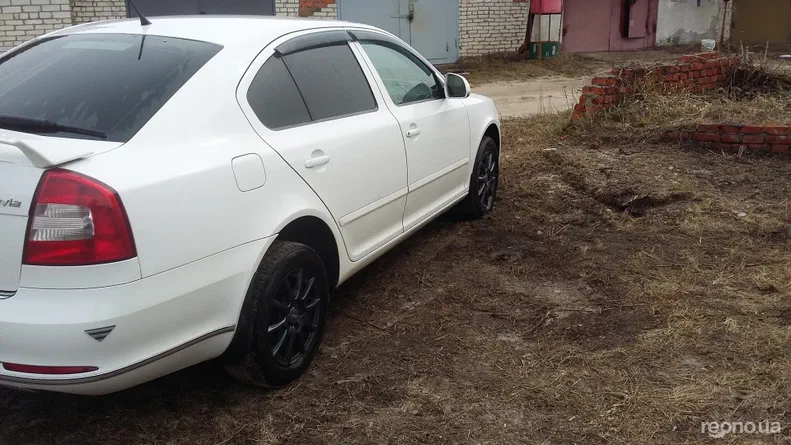 Skoda Octavia 2011 - 13