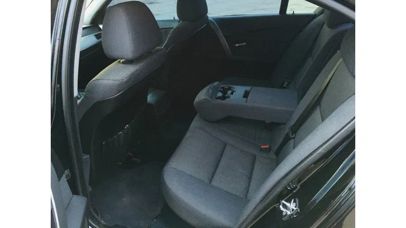 BMW 5 серія 2004 - 10