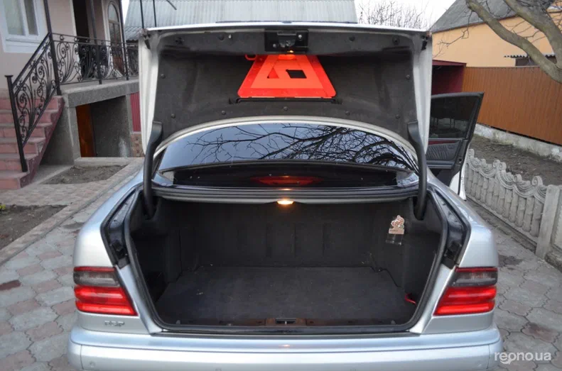 Mercedes-Benz E-Клас 2001 - 5