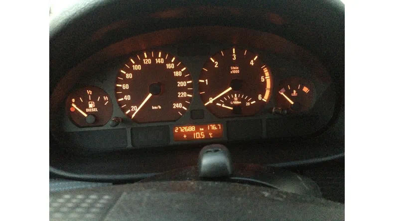 BMW 3 серія 2003 - 9