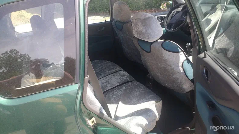 Mitsubishi Space Star 1999