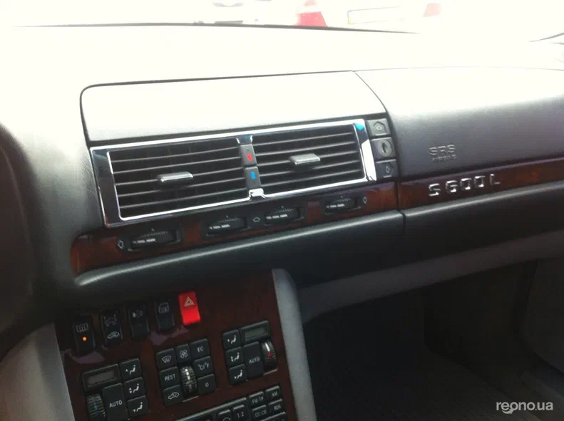 Mercedes-Benz S-Класс 1993