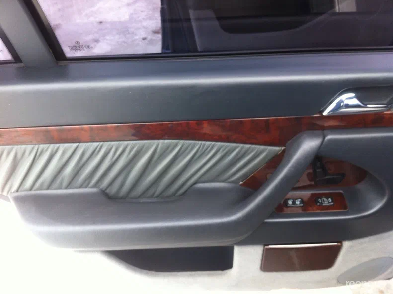 Mercedes-Benz S-Класс 1993