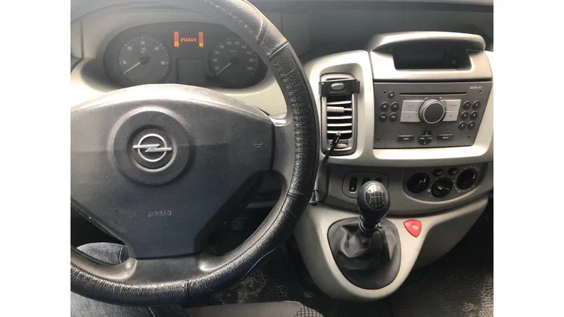 Opel Vivaro 2007 - 5