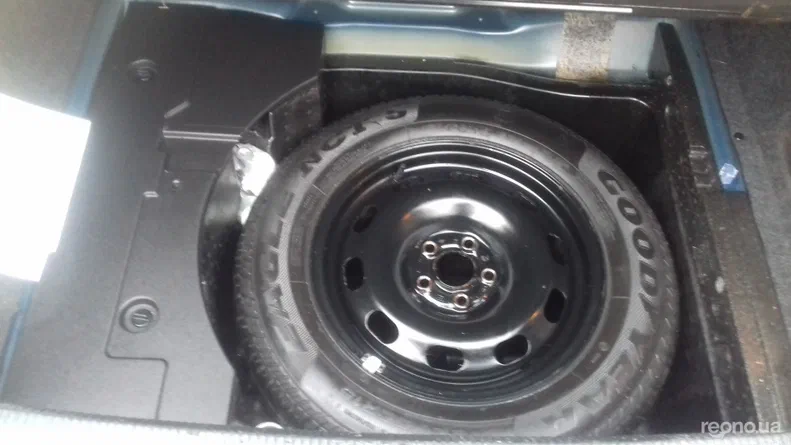 Volkswagen Passat 2009 - 19