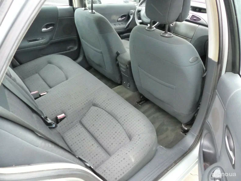 Renault Laguna 2004 - 8