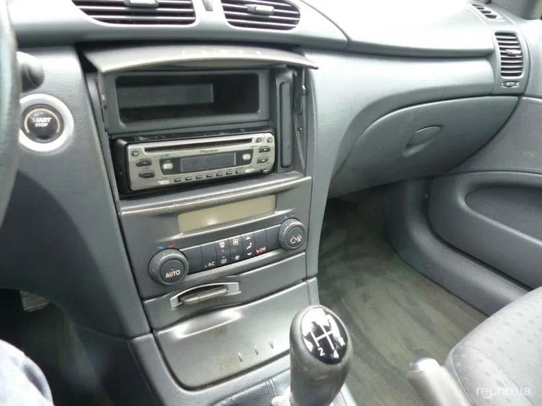 Renault Laguna 2004 - 12