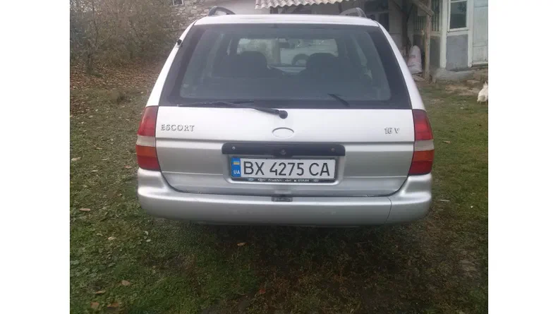 Ford Escort 1995 - 6