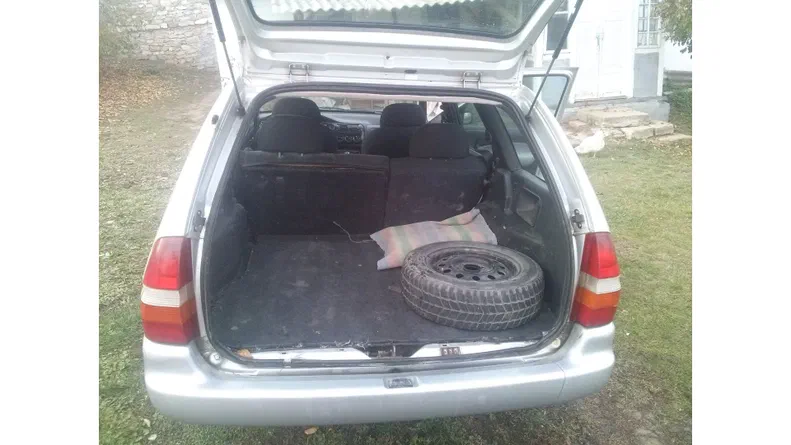 Ford Escort 1995 - 10