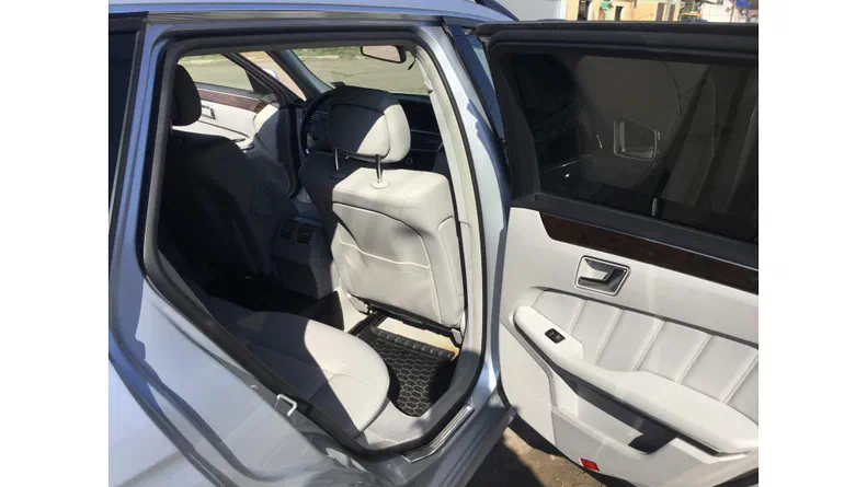 Mercedes-Benz E-Клас 2012 - 12