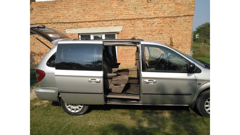 Chrysler Voyager 2002 - 10