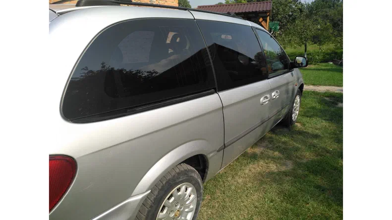 Chrysler Voyager 2002