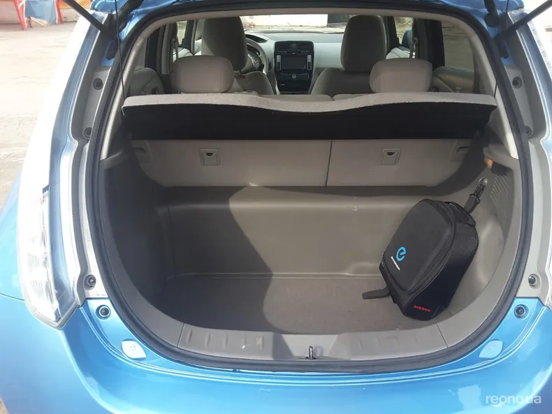Nissan Leaf 2011 - 9