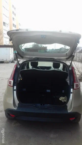 Renault Scenic 2010 - 9