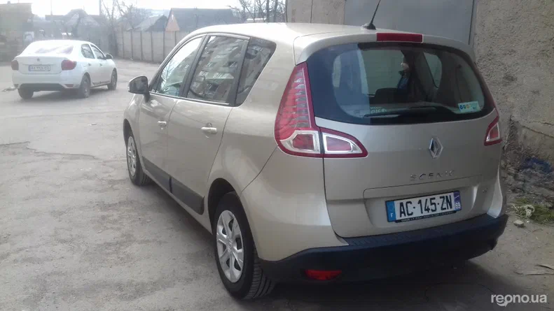 Renault Scenic 2010