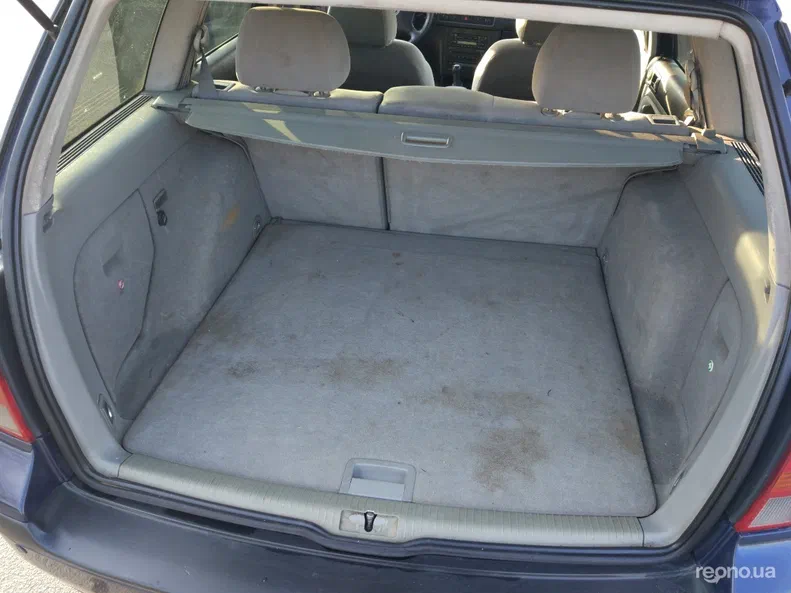 Volkswagen Golf 2000